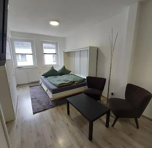 Schoene Helle 50qm Mit Grosser Kueche